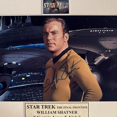 Star Trek William Shatner signed photo