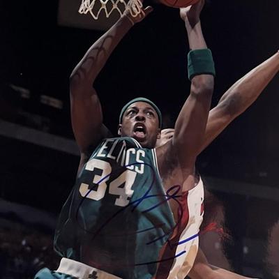 Paul Pierce signed photo