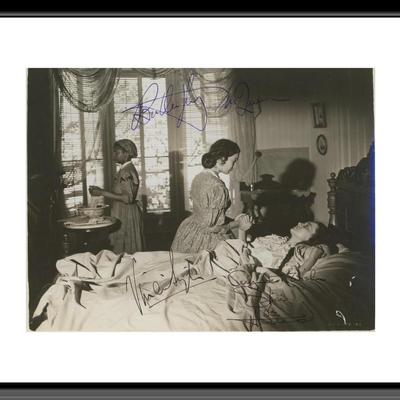 Gone With The Wind signed movie photo. GFA Authenticated