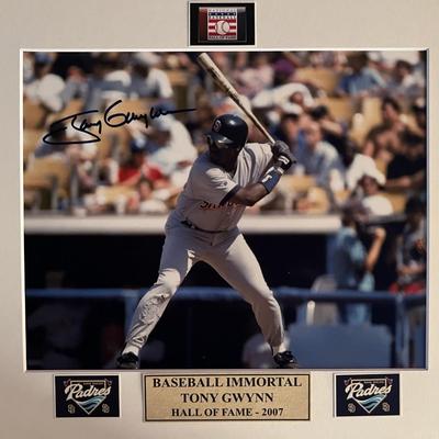 Tony Gwynn signed photo