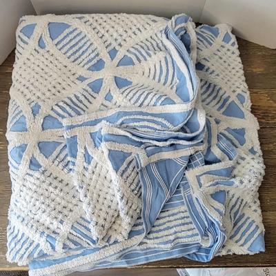 Beautiful Queen Blue Bed Spread