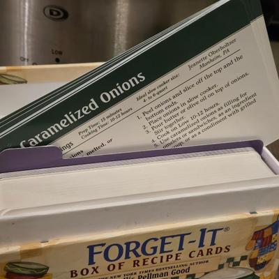 Large Crock Pot & Cookbook and Recipe Box of Recipes