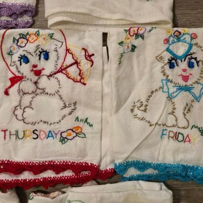 Vintage Needlework Cat and a Duck Dish Towels
