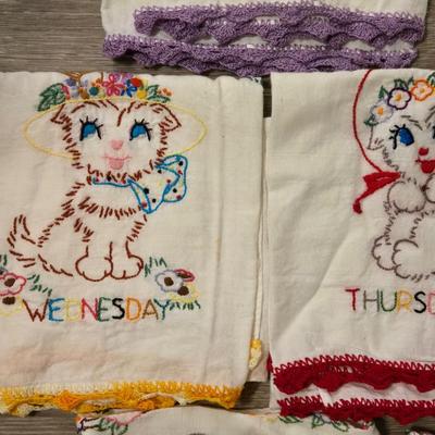 Vintage Needlework Cat and a Duck Dish Towels
