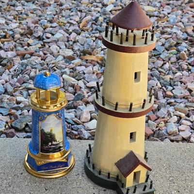 Wood Lighthouse Deco and Thomas Kinkade Lamp