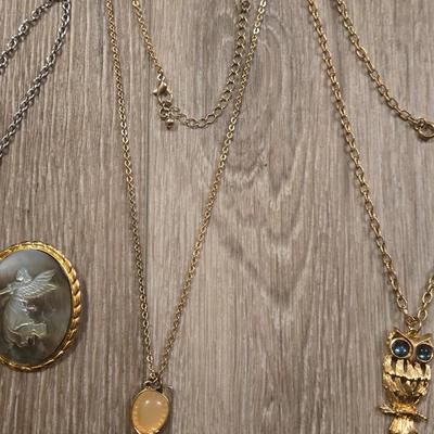 Necklace Lot