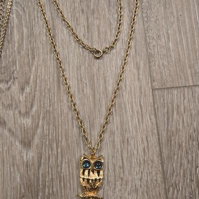 Necklace Lot
