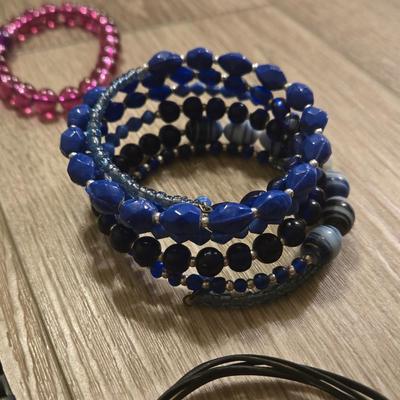 Large Bracelet Lot