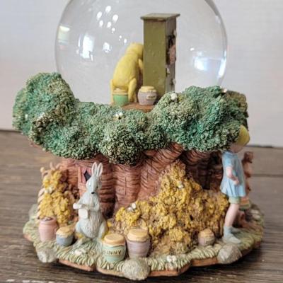 Disney Winnie The Pooh Water Globe
