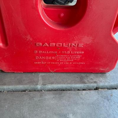 JEEP WRANGLER FENDERS, FRONT GRILL AND REAR SPARE TIRE MOUNT WITH ROTOPAX GAS CONTAINERS