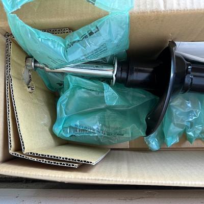 KYB GAS SHOCK ABSORBER 335020