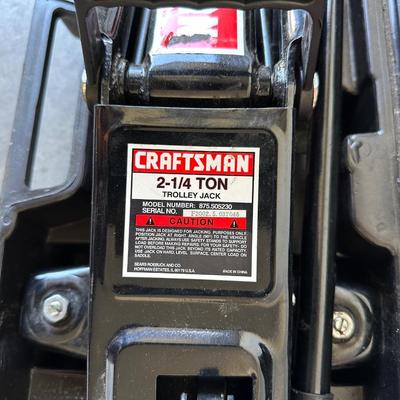CRAFTSMAN 2-1/4 TON TROLLEY JACK IN CASE AND 3 TON JACK STANDS