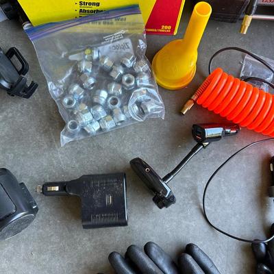 GSPSCN PROFESSIONAL TIRE INFLATOR, LUG NUTS, OIL AND FUEL FILTER, GLOVES, MUFFLER CLAMP AND OTHER ITEMS