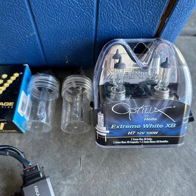 LARGE LOT OF HEADLAMP LIGHTS AND BOSCH FUEL GAUGE FST 8219