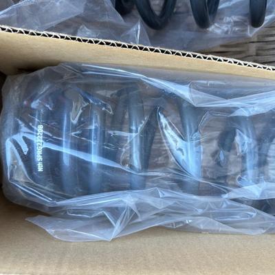 4 OEM SHOCK SPRINGS WITH SPRING CUSHIONS