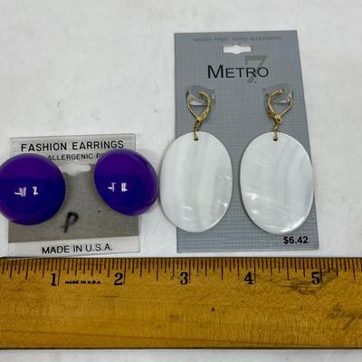2 Pair of Fashion Earrings for pierced ears