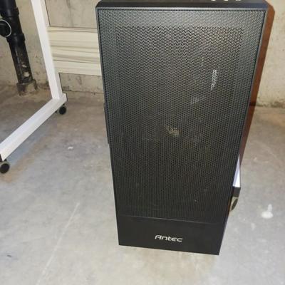 ANTEC TOWER, SMALL TABLE, KEYBOARD, XBOX CONTROL, MONITOR