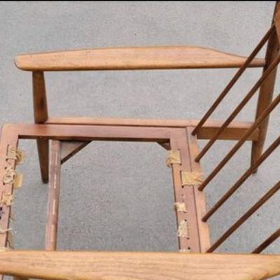 Mid Century Modern Baumritter Spindle Back Armchair / Lounge Chair
