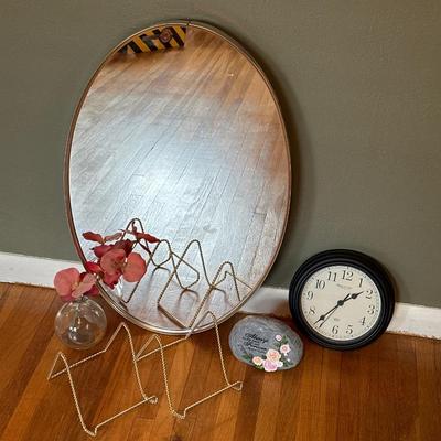 Oval mirror and decor