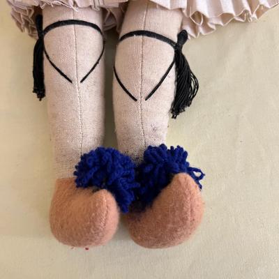 Vintage Pair Folk Dolls