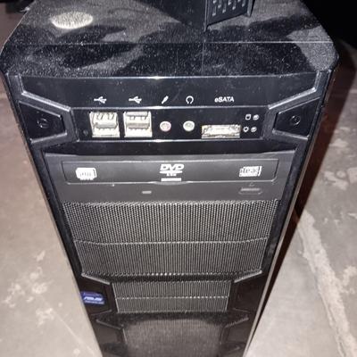 COMPUTER TOWER AND MOTOROLA SURFBOARD