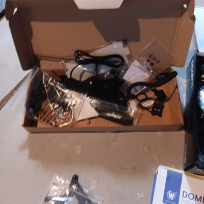 COMPUTER FANS AND OTHER PC PARTS