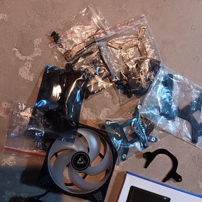 COMPUTER FANS AND OTHER PC PARTS