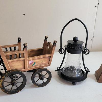 Carriage, Lantern &;Bell