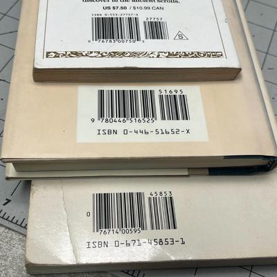 3 Different Type Of Books