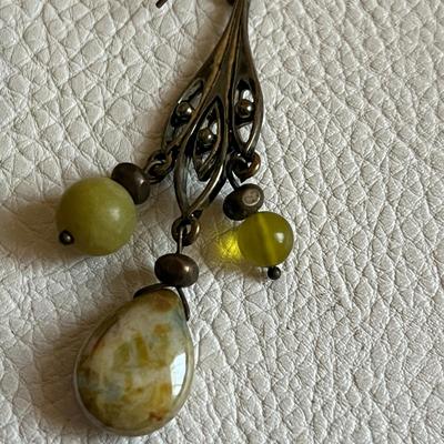 Green Teardrop Pendant Chain Necklace With Earrings