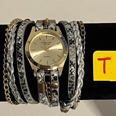 Carude Versatile & Elegant Women’s Multilayered Watch/bracelet