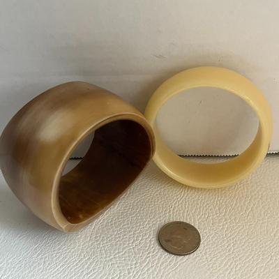 Set of 2 Cuff Bracelets