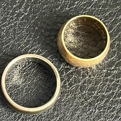 Set of 2 Rings: 14K Gold Ring + possible mood ring