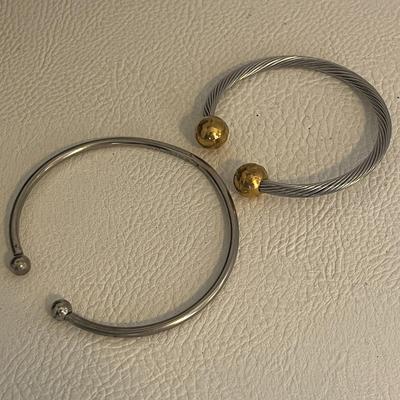 Gold & Silver-Toned Jewelry Set