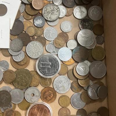 Flat of mostly foreign currency