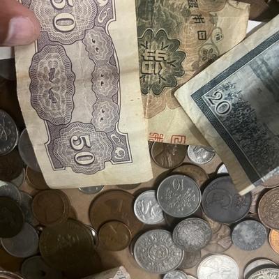 Flat of mostly foreign currency