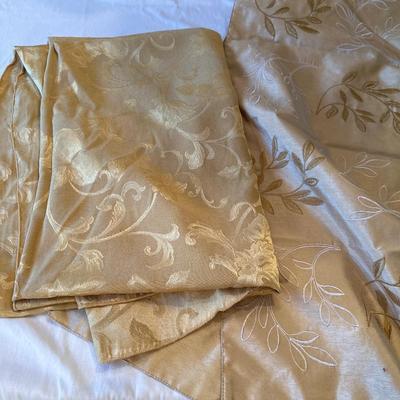 Table linens and doilies
