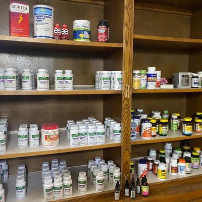 Lot 4: Medicine & More