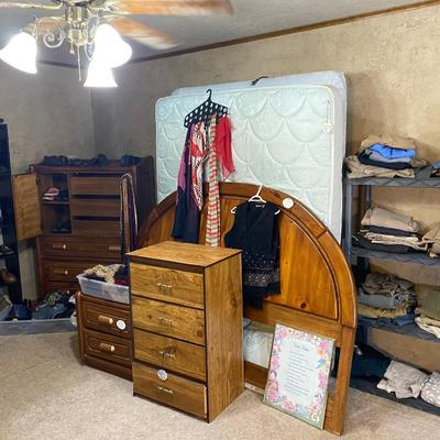 Lot 5: Furniture & More
