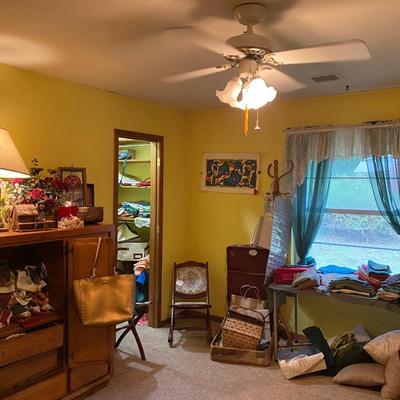 Lot 7: Linens, Furniture & More