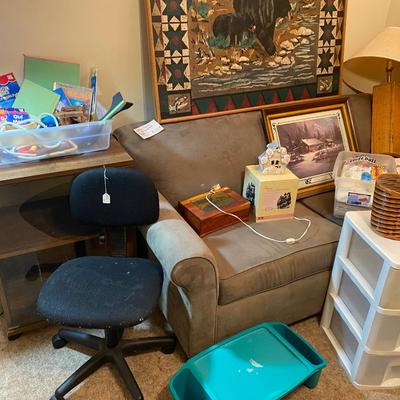 Lot 9: Craft Room (Left side)