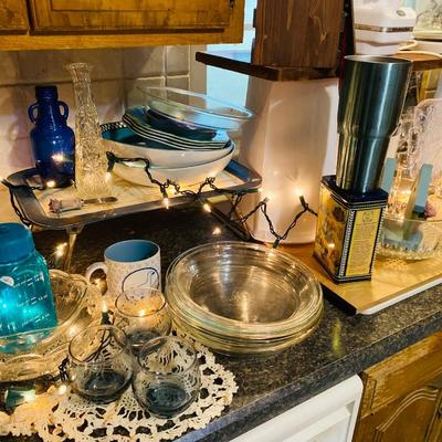 Lot 15; Kitchen Counter Selection