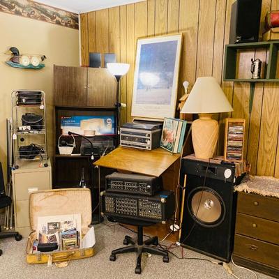 Lot 20: Electronics & More