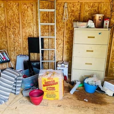 Lot 25: Red Barn Contents