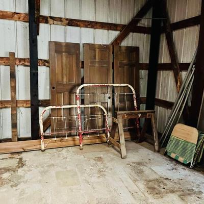 Lot 30: Large Shed (Back)