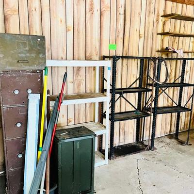 Lot 33: Garage (Left Side)
