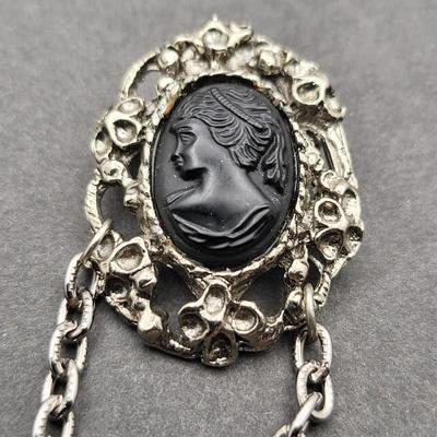 Vintage Black White Stone Cameo Jewelry