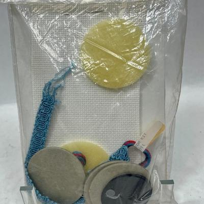 Vintage Cross Stitch Kit unopened Round Patriotic Magnets