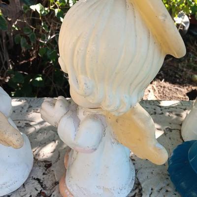 1998 Precious Moments Inc. Universal Studios statues / yard art