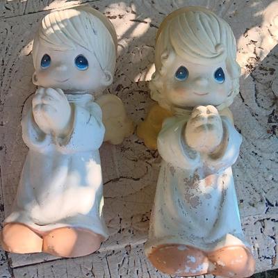 1998 Precious Moments Inc. Universal Studios statues / yard art